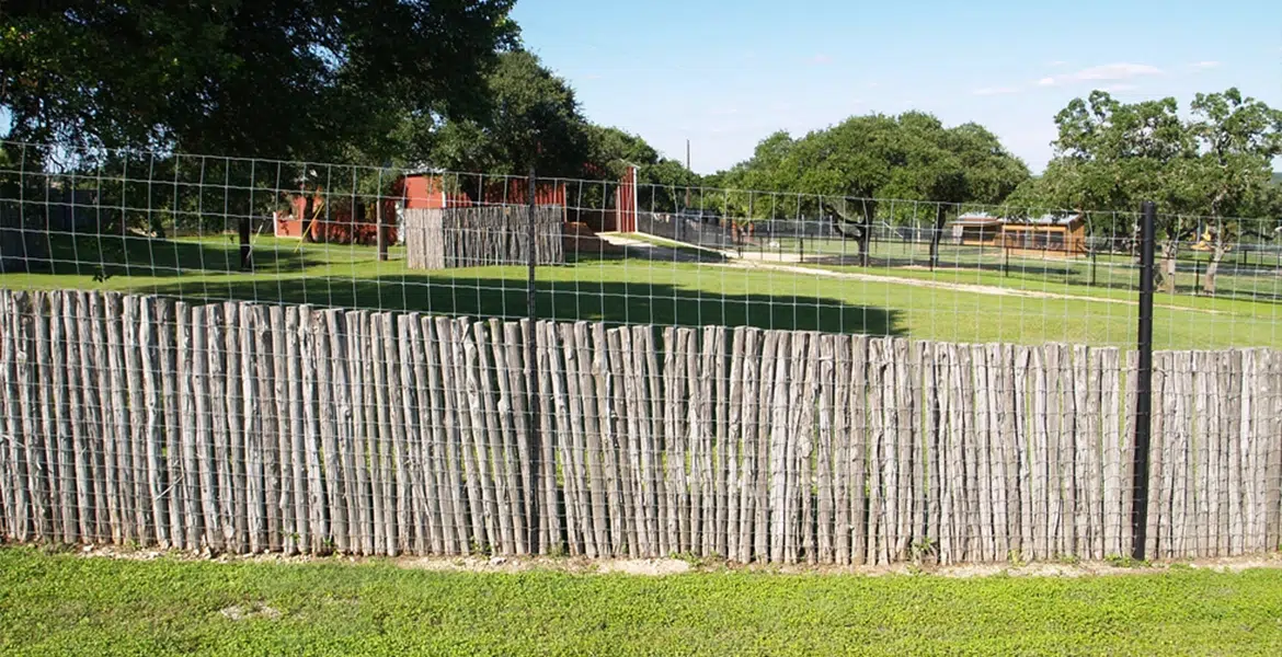 Benefits of Professional Fence Installation in the Cooler Texas Months - Fences of Texas Hill Country, Moeller Ranch